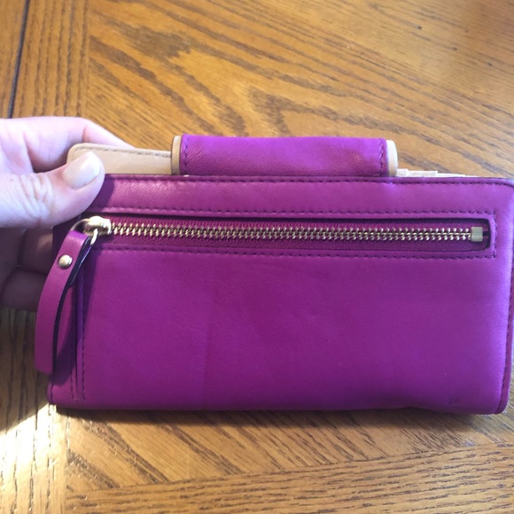 Kate Spade ♠️ wallet - Picture 4 of 4